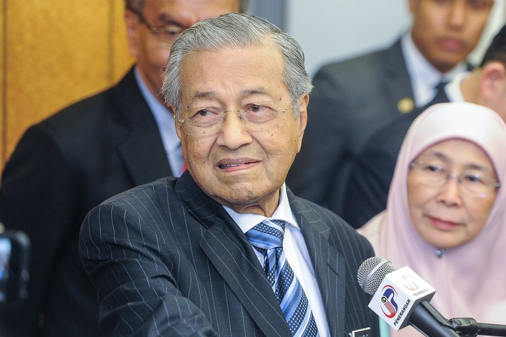 Prime Minister Tun Dr Mahathir Mohamad speaks during a press conference after the tabling of Budget 2019 in Parliament November 2, 2018. u00e2u20acu201d Picture by Mukhriz Hazim