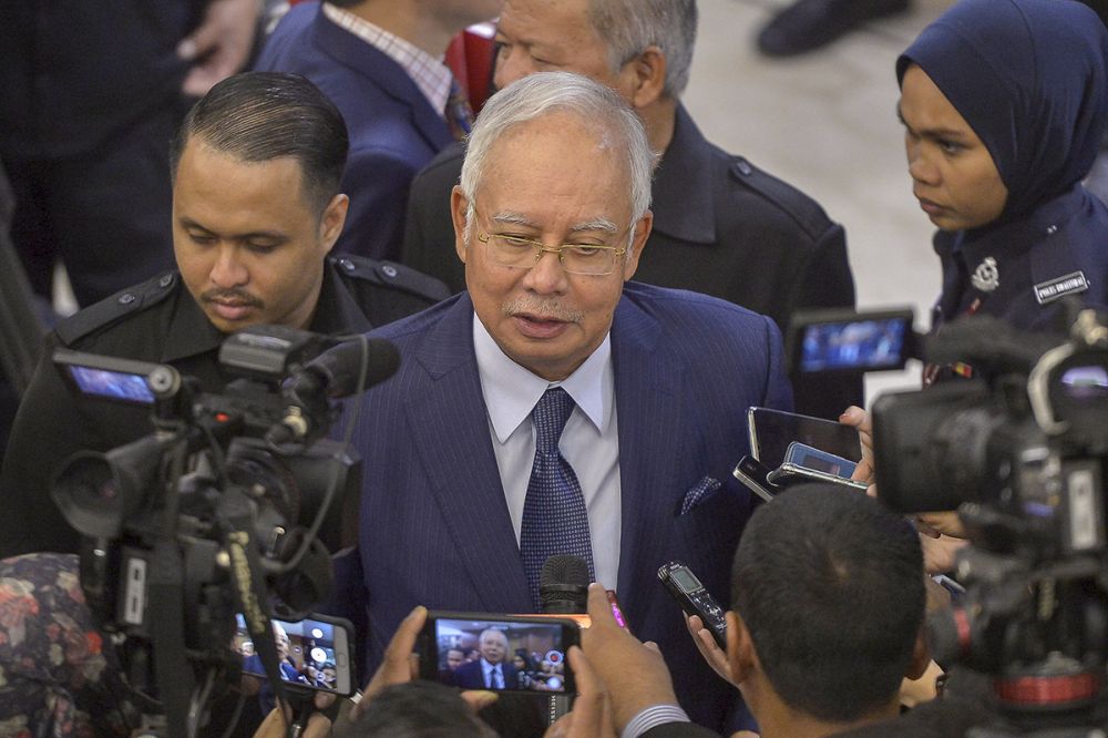 Datuk Seri Najib Razak speaks to reporters at Parliament in Kuala Lumpur November 2, 2018. u00e2u20acu201d Picture by Mukhriz Hazim
