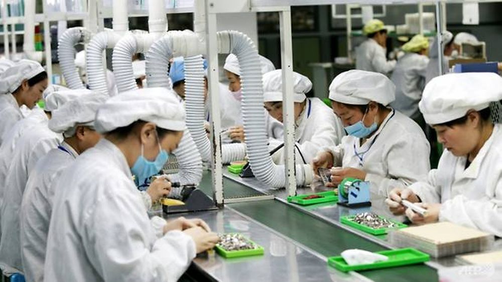 Chinau00e2u20acu2122s massive electronics production sector often faces allegations of poor work conditions and unethical hiring practices. u00e2u20acu201d AFP pic