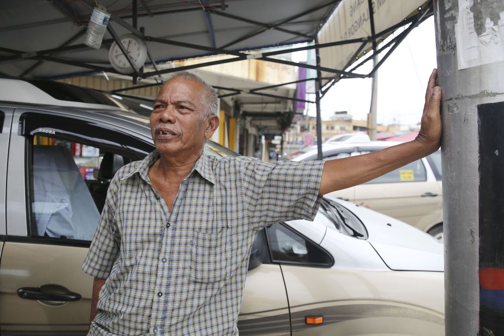 Abdul Majid Sumal, 65, speaks to Malay Mail during an interview in Subang November 12, 2018. 