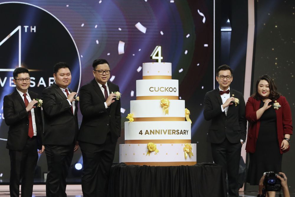 Cuckoo Malaysiau00e2u20acu2122s management team commemorates the companyu00e2u20acu2122s fourth anniversary. u00e2u20acu2022 Picture by Mohd Yusof Mat Isa