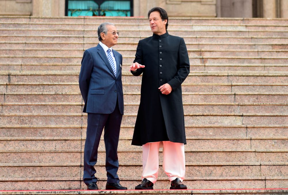 Pakistan's Prime Minister Imran Khan meets with Tun Dr Mahathir Mohamad in Putrajaya November 21, 2018. u00e2u20acu2022 Reuters pic