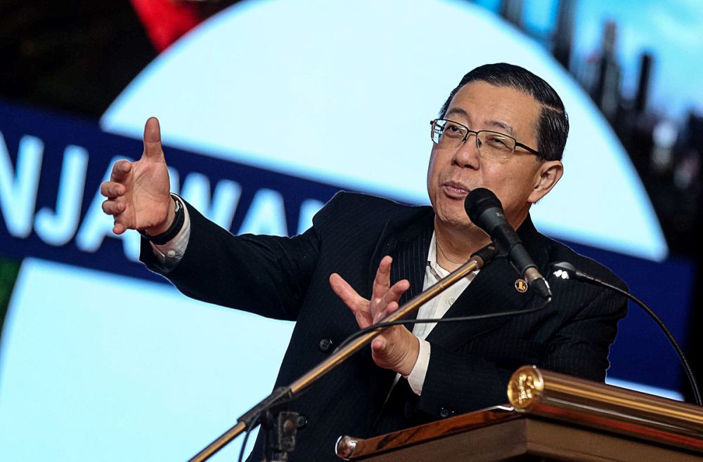Finance Minister Lim Guan Eng delivers his speech during the u00e2u20acu02dcSpecial Briefing on Budget 2019u00e2u20acu2122 in George Town November 7, 2018. u00e2u20acu201d Picture by Sayuti Zainudin