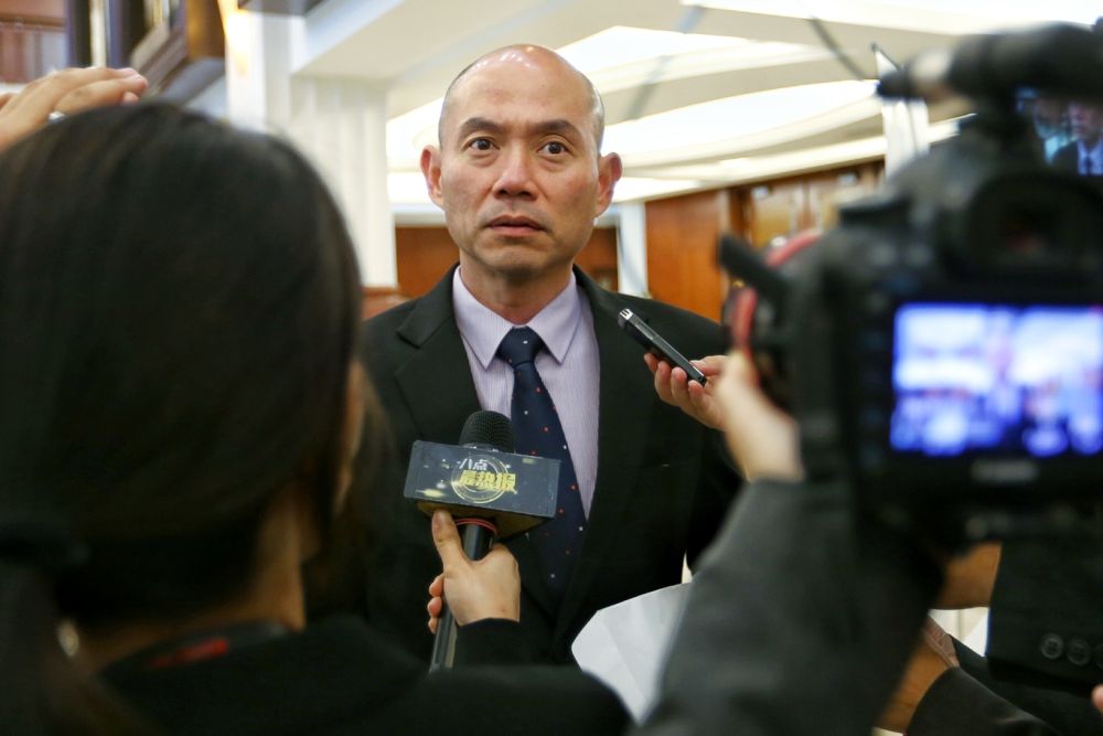 Kepong MP Lim Lip Eng speaks to media outside the Parliament building, November 21,2018. u00e2u20acu201d Picture by Ahmad Zamzahuri