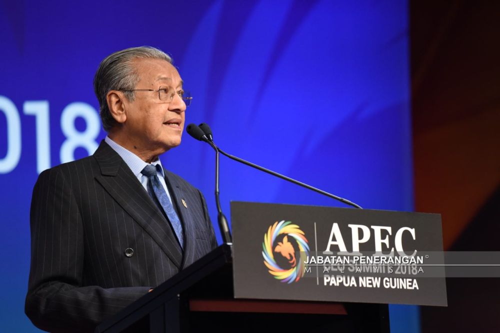Prime Minister Tun Dr Mahathir Mohamad speaks at the Apec CEO Summit 2018 in Port Moresby, Papua New Guinea November 17 2018. u00e2u20acu2022 Picture courtesy of Information Departmentn