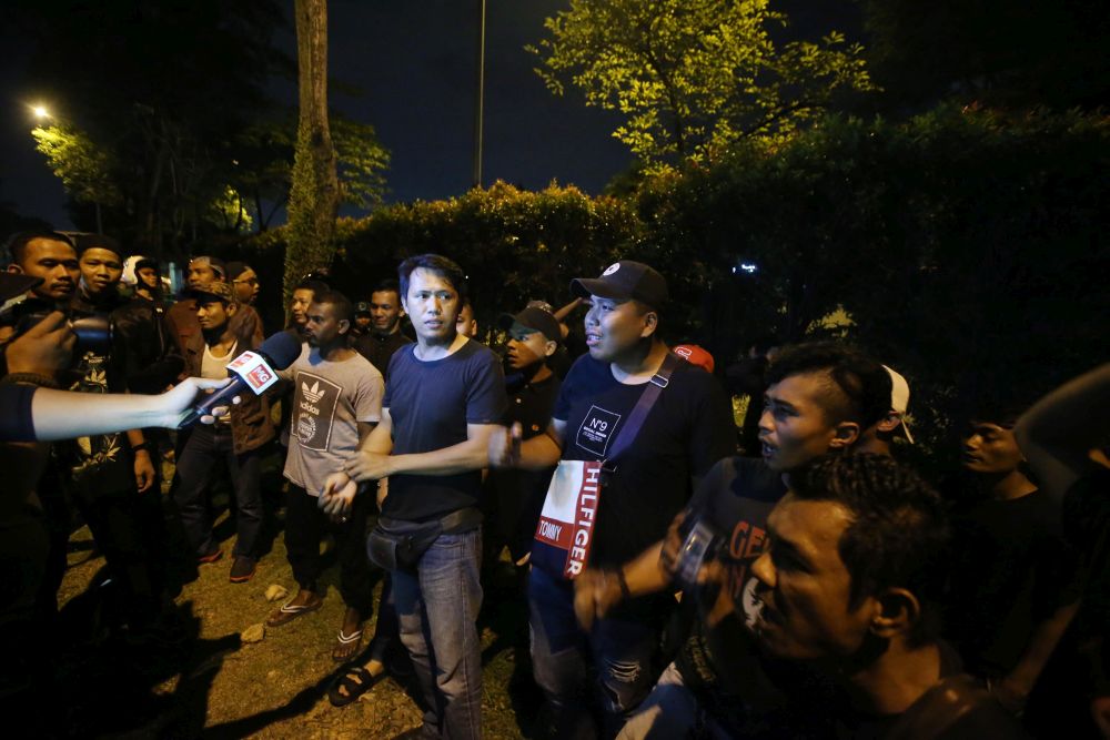 Shahrizad (centre) said the purpose of the demonstration was to gather peacefully, and not 'attack' the Indians. ― Picture by Azinuddin Ghazali