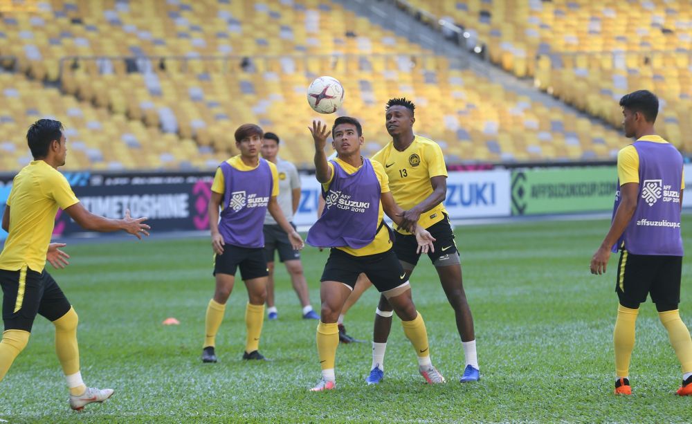 The Malaysian football team is seen at a training session ahead of the AFF Suzuki Cup clash against Thailand tomorrow night, November 30, 2018. u00e2u20acu2022 Picture by Razak Ghazali