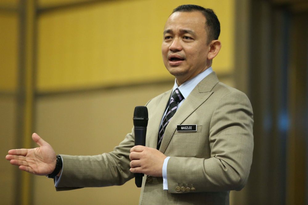 Education Minister Maszlee Malik speaks during a forum in Putrajaya November 13, 2018. u00e2u20acu201d Picture by Azinuddin Ghazali
