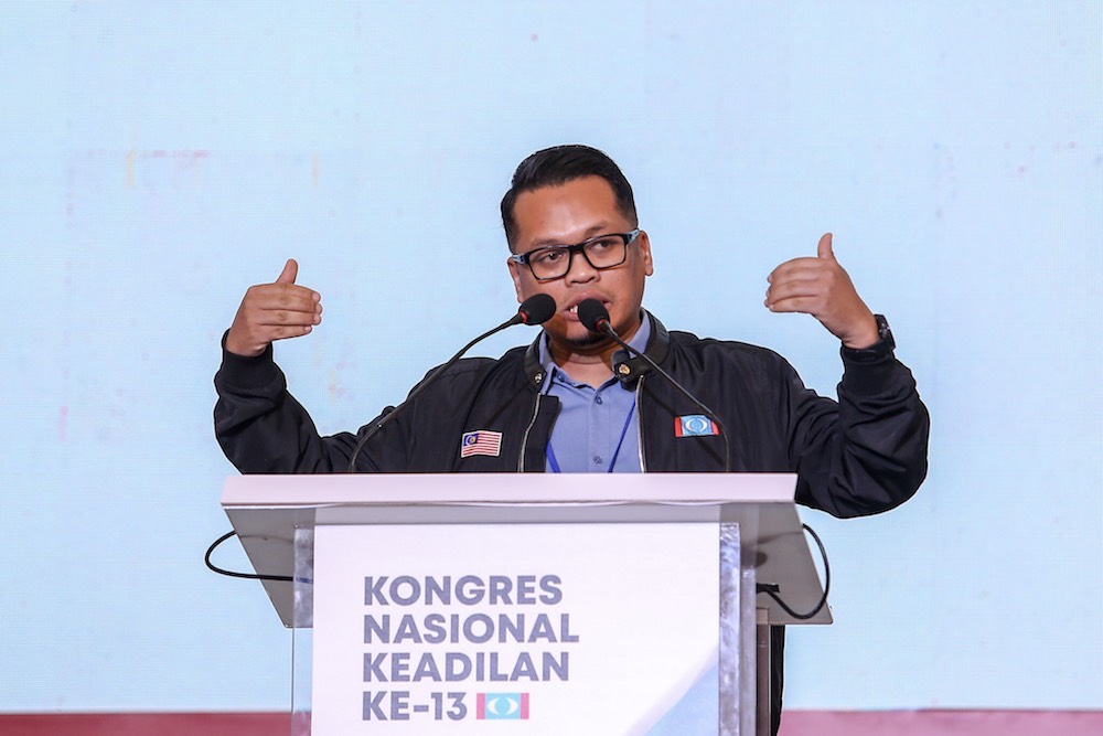 Nik Nazmi Nik Ahmad speaks at the 13th PKR National Congress in Shah Alam November 18, 2018. ― Picture by Hari Anggara