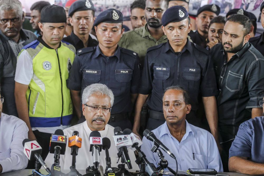 Senator P. Waytha Moorthy speaks during a press conference at the Sri Maha Mariammam Devasthanam temple in USJ 25 November 27, 2018. u00e2u20acu201d Picture Firdaus Latif