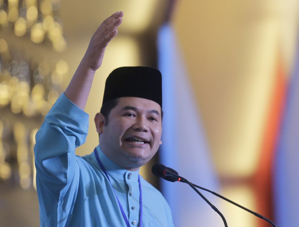 PKRu00e2u20acu2122s Rafizi Ramli speaks at the 13th PKR National Congress in Shah Alam November 18, 2018. u00e2u20acu2022 Picture by Razak Ghazali