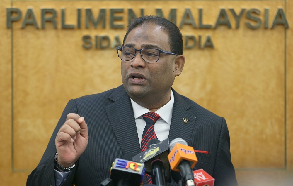 Baling assemblyman Datuk Seri Abdul Azeez Abdul Rahim speaks to reporters during a press conference in Parliament in Kuala Lumpur December 3, 2018. u00e2u20acu201d Picture by Razak Ghazali