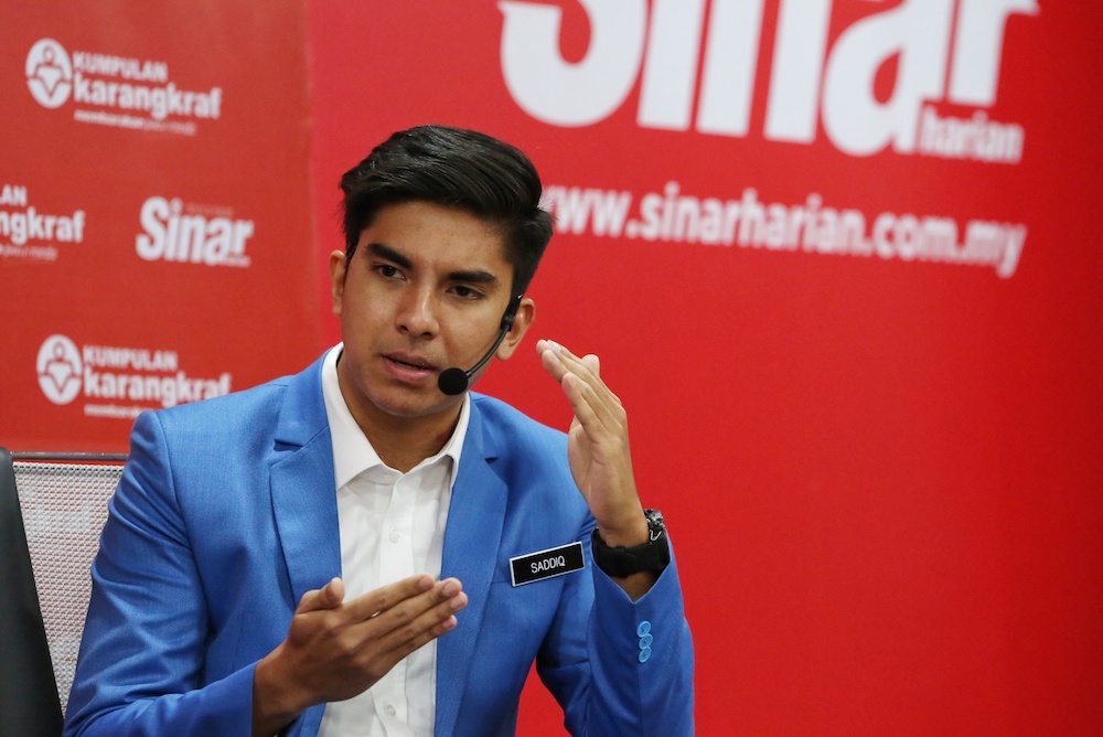 Syed Saddiq Syed Abdul Rahman gives a talk at Karangkraf in Shah Alam December 7, 2018. u00e2u20acu201d Picture by Choo Choo May