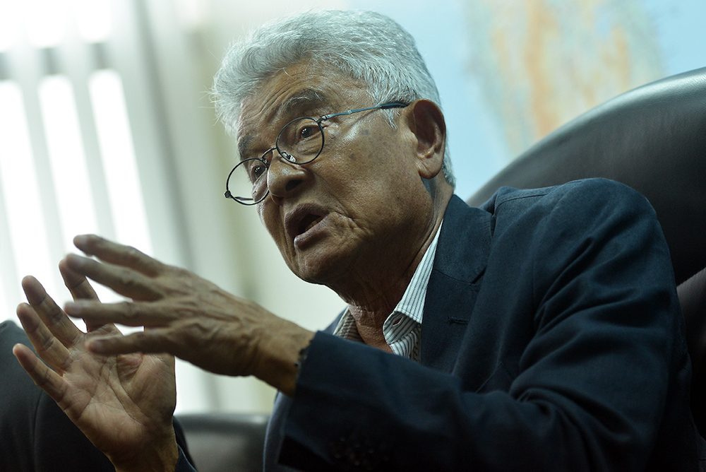 Suhakam chairman Tan Sri Razali Ismail speaks during a press conference in Kuala Lumpur December 7, 2018. u00e2u20acu201d Picture by Mukhriz Hazim