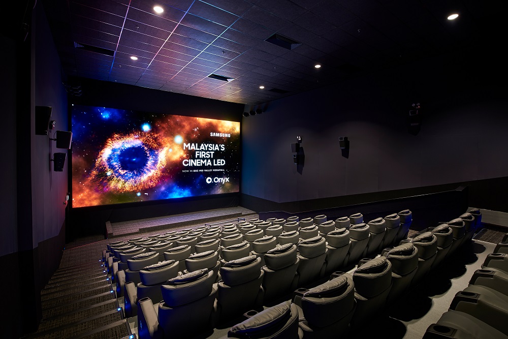 Watching a movie in the new Onyx hall is both a feast for the eyes... and ears!