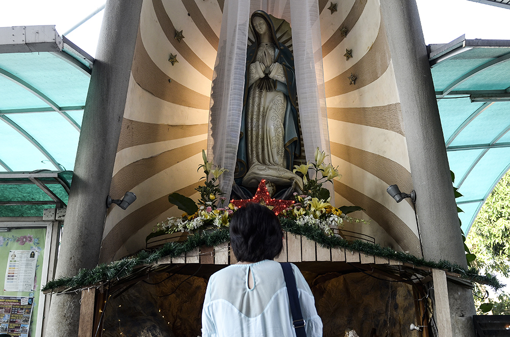 People attend Christmas mass at the Church of Our Lady of Guadalupe in Puchong December 25, 2018. u00e2u20acu201d Picture by Miera Zulyana