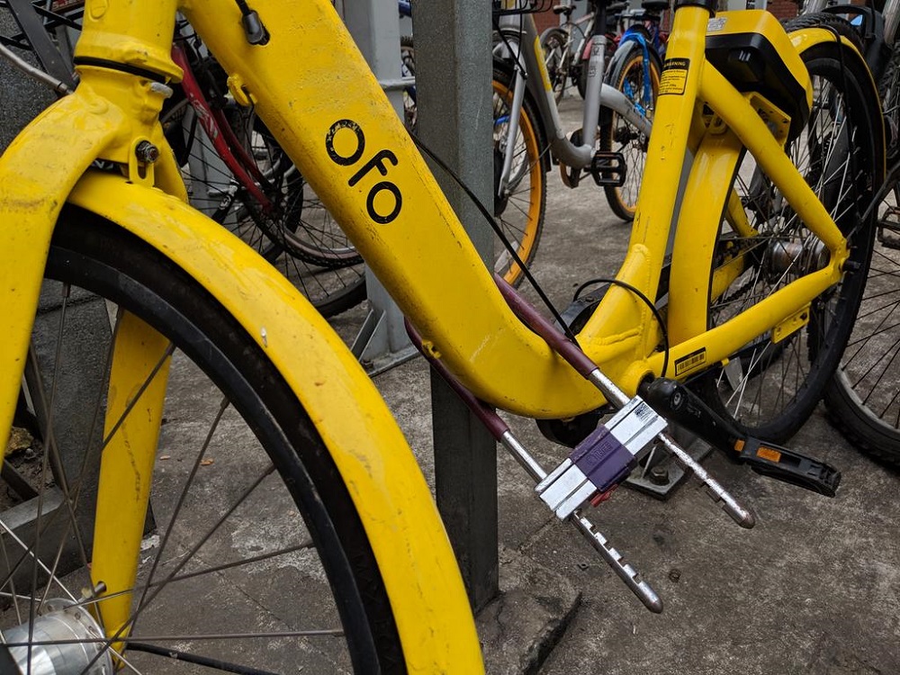  China-based firm Ofo u00e2u20acu201d which is backed by conglomerate Alibaba Group u00e2u20acu201d is battling cash-flow problems and dealing with irate customers in China demanding refunds of their deposits. u00e2u20acu201d TODAY pic