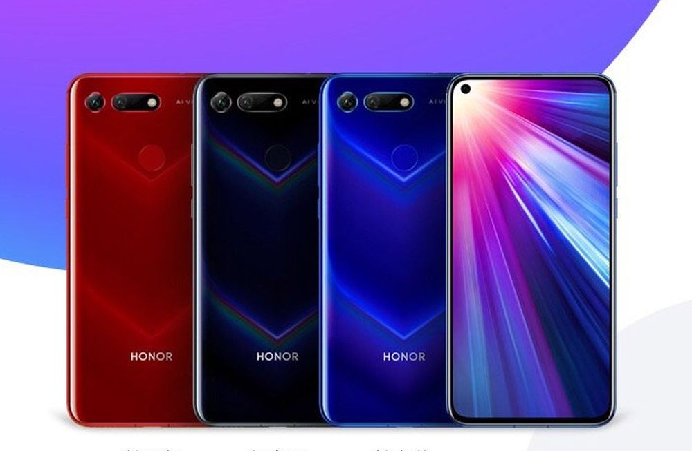 The Honor View 20 features a large 6.4″ Full HD+ display that comes with an in-screen 25MP selfie camera. — Pic courtesy of Honor