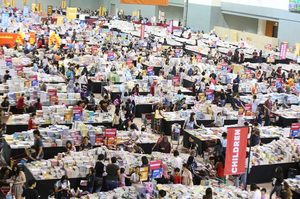 The Big Bad Wolf Book Sale offers 4.5 million books for book lovers to buy at affordable prices. u00e2u20acu201d Picture by Azinuddin Ghazalinn