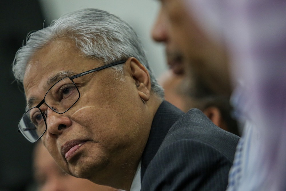 Selangor Umno liaison chairman, Datuk Seri Ismail Sabri Yaakob, attends a press conference in Shah Alam December 17, 2018. u00e2u20acu201d Picture by Hari Anggara
