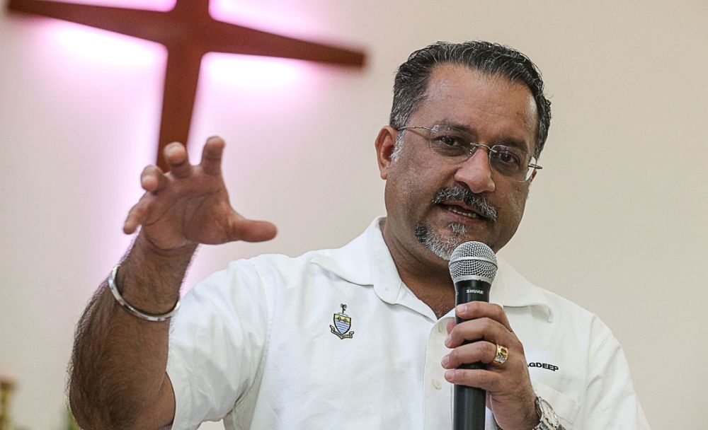 Jagdeep Singh Deo delivers a speech at the St Paulu00e2u20acu2122s Church in George Town December 20, 2018. u00e2u20acu2022 Picture by Sayuti Zainudin