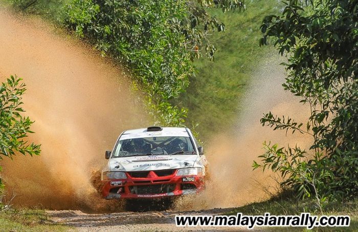 Indonesian duo power through rainy conditions to win 2018 Rally of ...