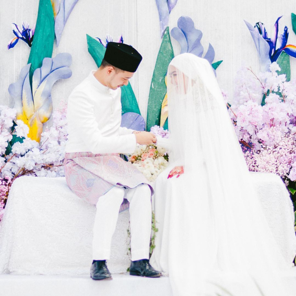 2019 is kicking off on a sweet note for Elfira and her husband Faris. u00e2u20acu201d Picture from Instagram/elfiraloy