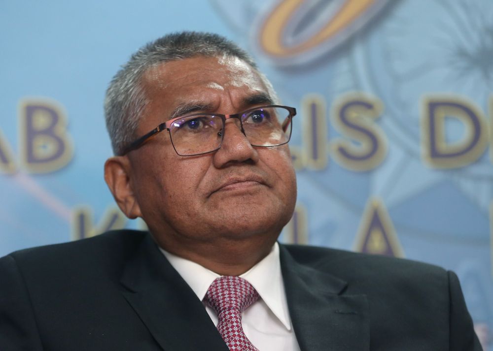 IGP Tan Sri Mohamad Fuzi Harun speaks during a press conference in Cheras December 4, 2018. u00e2u20acu2022 Picture by Razak Ghazali