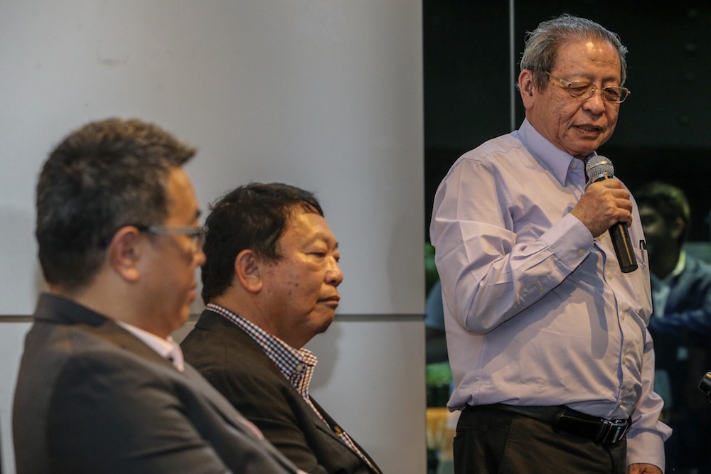 Lim Kit Siang speaks during the launch of u00e2u20acu02dc100 Days 100 Picturesu00e2u20acu2122 in Kuala Lumpur December 14, 2018. u00e2u20acu201d Picture by Hari Anggara