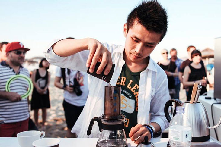 2014 World AeroPress Champion Shuichi Sasaki hosted an AeroPress brewing workshop here recently.