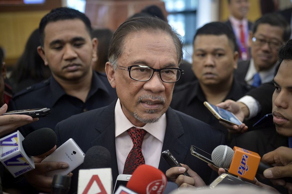 Datuk Seri Anwar Ibrahim speaks to the reporters at Parliament December 6, 2018. u00e2u20acu201d Picture by Mukhriz Hazim