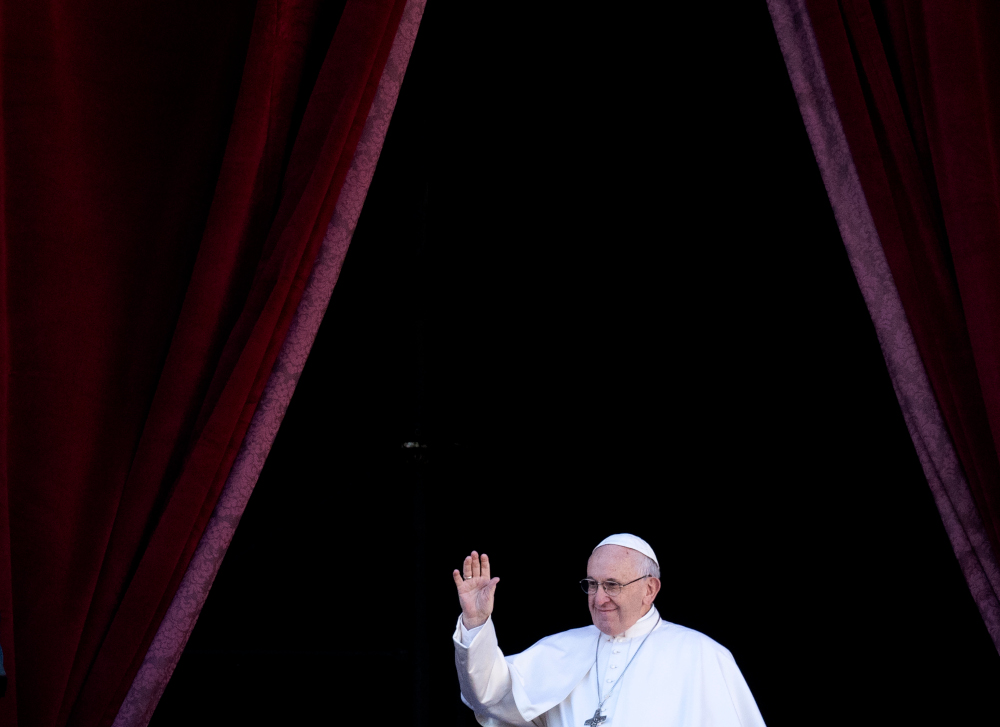 Pope Francis waves from the balcony of St Peteru00e2u20acu2122s basilica during the traditional u00e2u20acu02dcUrbi et Orbiu00e2u20acu2122 Christmas message to the city and the world, on December 25, 2018 at St Peteru00e2u20acu2122s square in Vatican. u00e2u20acu201d AFP pic  nTiziana FABI / AFPn