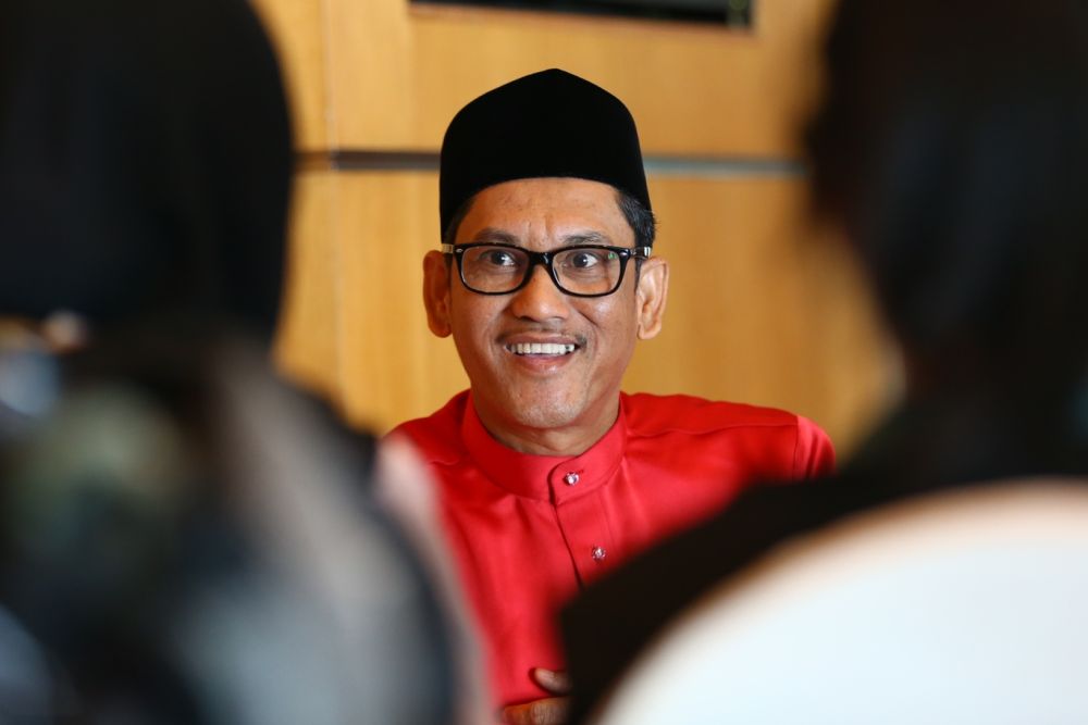 Datuk Seri Faizal Azumu speaks to media during the PPBM annual general assembly in Putrajaya December 30, 2018. u00e2u20acu2022 Picture by Ahmad Zamzahuri