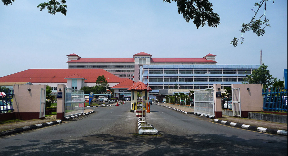 Dr Arif Husaini Abdul Rahim was found inside a car parked in the hospital compound close to 4pm Tuesday. u00e2u20acu2022 Picture via Wikipedia