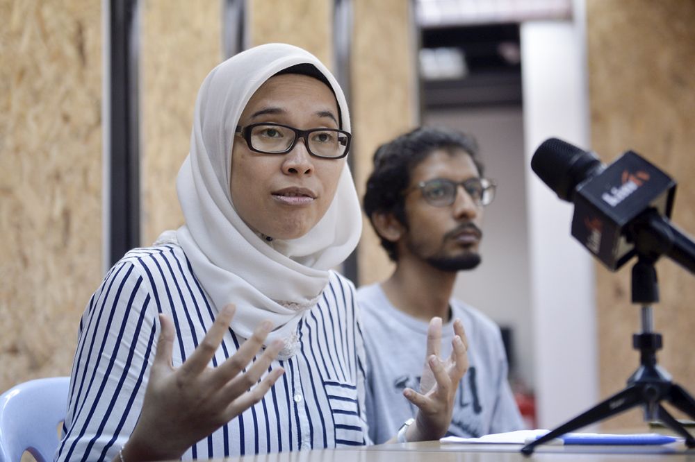 Fadiah Nadwa Fikri speaks during a press conference at Suaramu00e2u20acu2122s office in Petaling Jaya December 19, 2018.  u00e2u20acu2022 Picture by Mukhriz Hazim