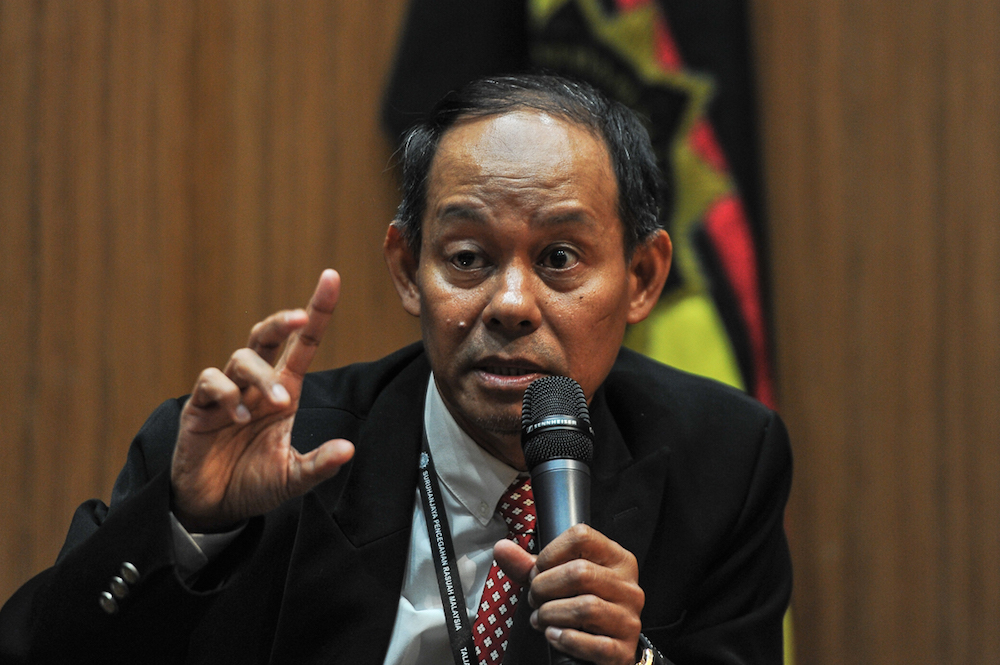Newly appointed Malaysian Anti-Corruption Commission (MACC) chief commissioner Datuk Seri Mohd Shukri Abdull speaks at a press conference at the MACC headquarters, May 22, 2018. u00e2u20acu201d Picture by Shafwan Zaidon