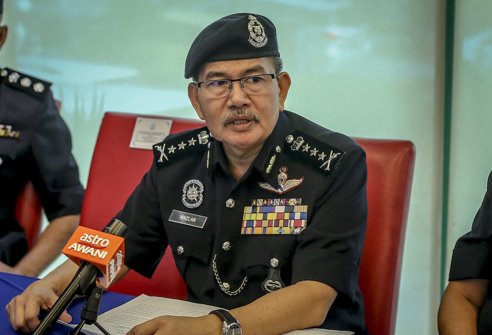 KL police chief Comm Datuk Seri Mazlan Lazim speaks to reporters after conducting a walkabout at Cheras Leisure Mall in Kuala Lumpur January 23, 2019. u00e2u20acu201d Picture by Firdaus Latif
