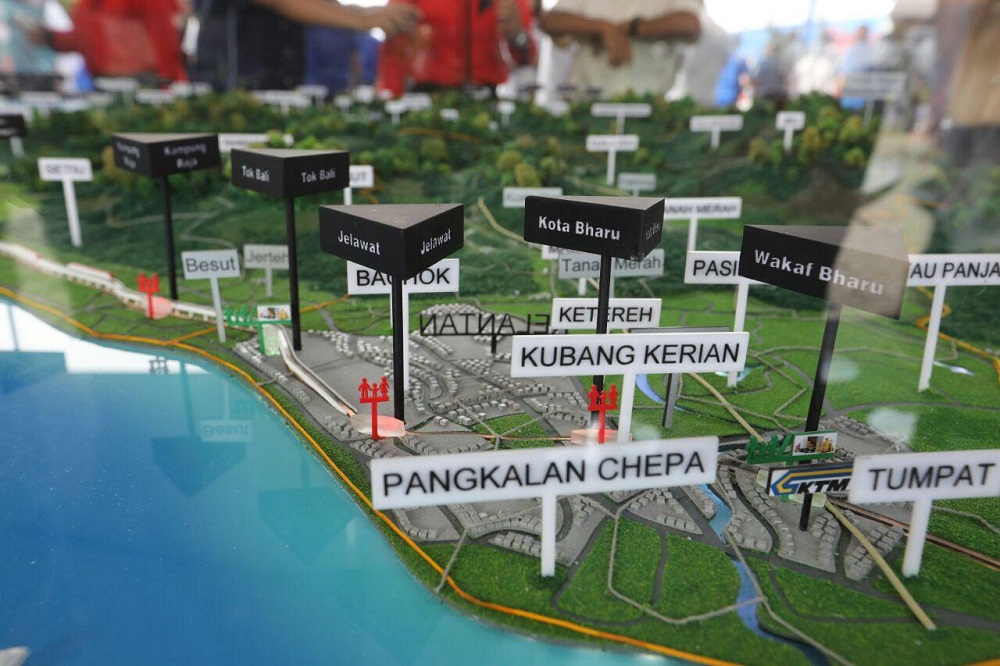 The ECRL will connect five states and one federal territory namely; Kelantan, Pahang, Terengganu, Negri Sembilan, Selangor and Putrajaya. — Picture via Facebook/NajibRazak