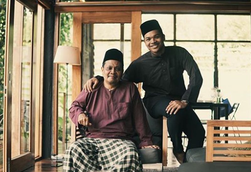 Aizat and his father Datuk Amdan Mat Din (left) shared a very special bond. u00e2u20acu201d Picture from Instagram/Aizat Amdan