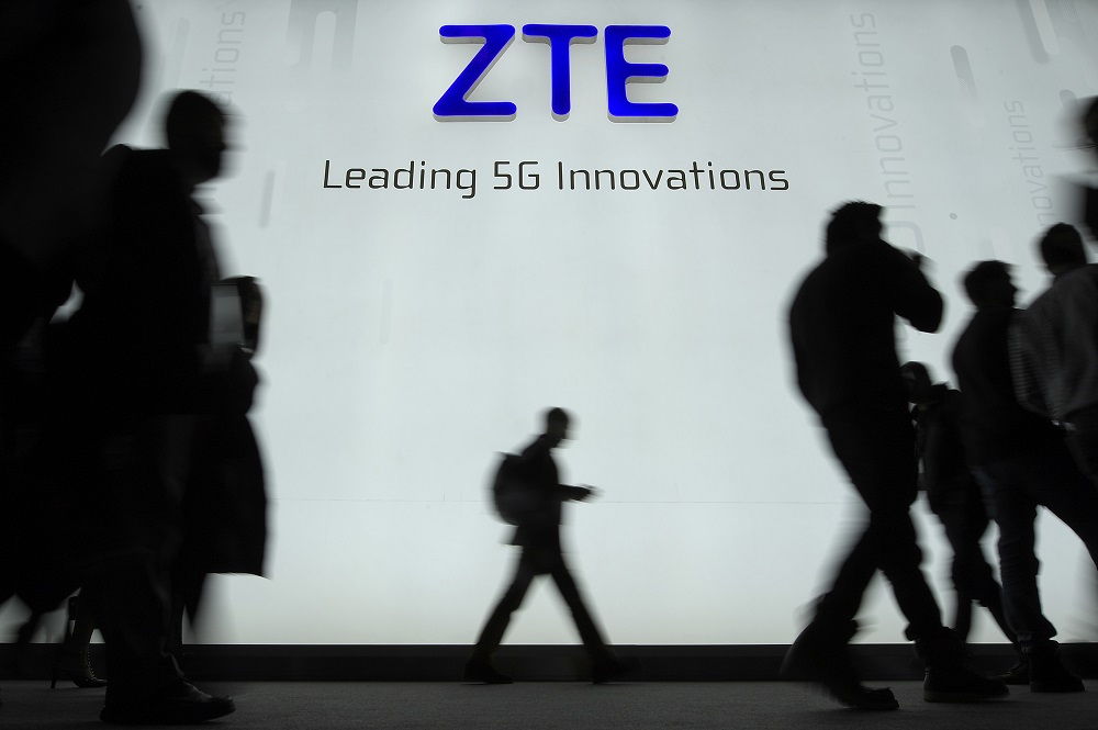 Chinese operator China Unicom and manufacturer ZTE have announced that they have completed a first test of commercial G5. u00c2u00acu00e2u20acu201d AFP pic