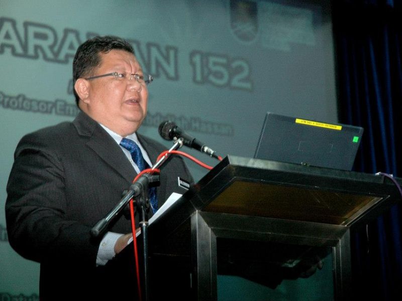 Datuk Abang Sallehuddin Abang Shokeran mendapat markah tertinggi bagi mengisi kekosongan jawatan ketua pengarah DBP. u00e2u20acu201d Foto ihsan Facebook/DBP Wilayah Timur