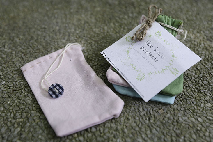 We tend to dump our teabags but what if, you can reuse them again and again with these cloth teabags!