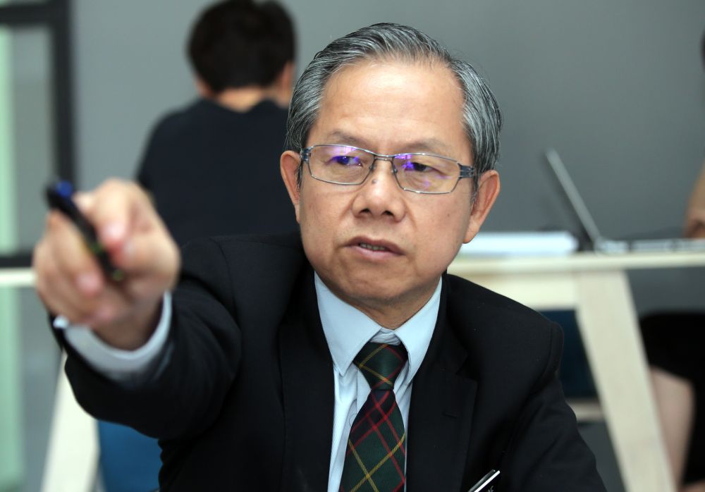 Deputy Health Minister Dr Lee Boon Chye speaks during an interview with Malay Mail January 31, 2019. u00e2u20acu201d Picture by Farhan Najib