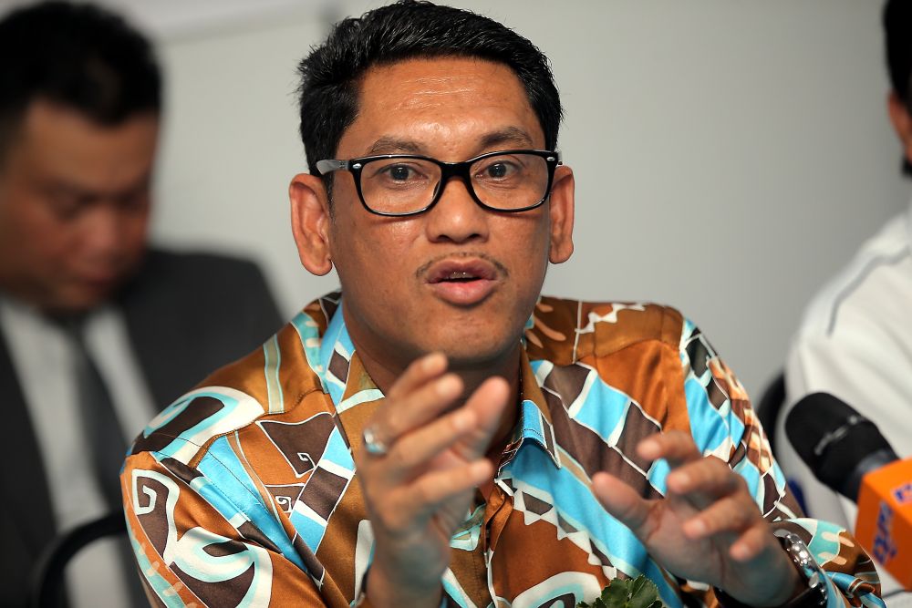 Perak Mentri Besar Datuk Seri Ahmad Faizal Azumu speaks during a press conference at the Layang Layang Flying Academy, Ipoh January 7, 2019. u00e2u20acu201d Picture by Farhan Najib