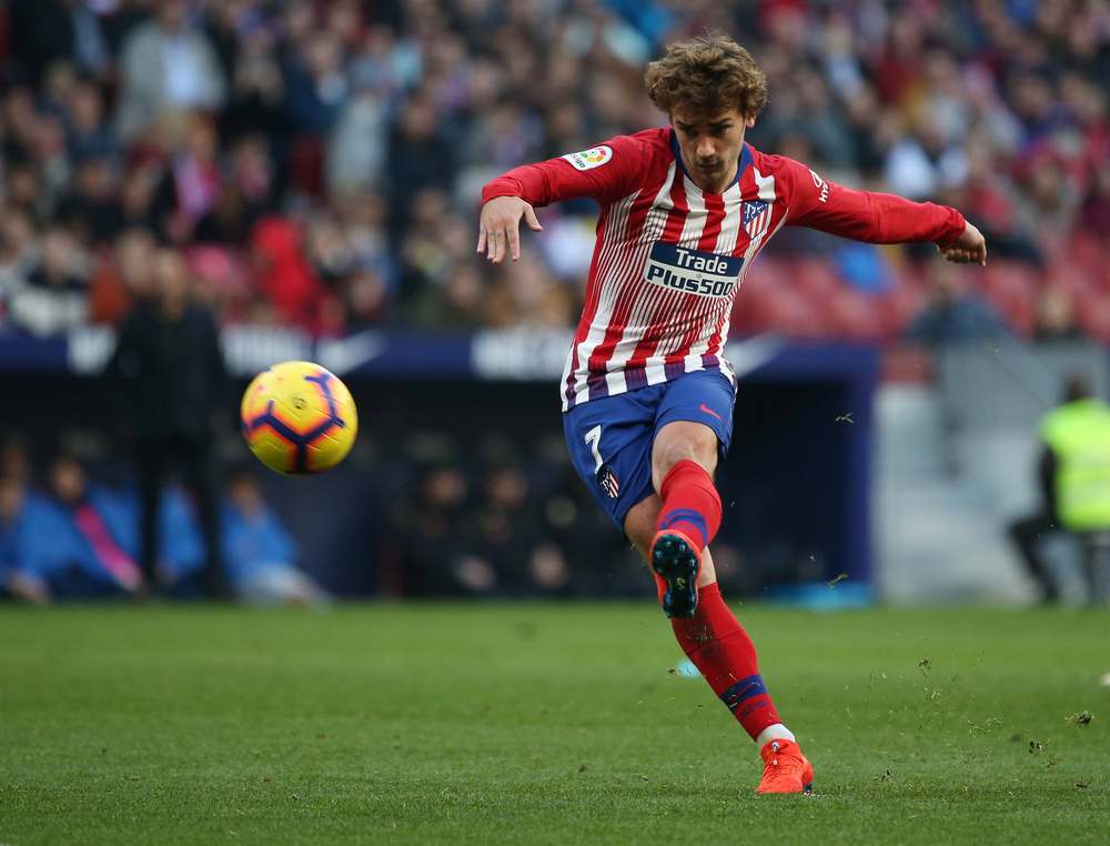 Atletico Madrid's Antoine Griezmann shoots at goal during the La Liga match against Getafe at Wanda Metropolitano, Madrid January 26, 2019. u00e2u20acu201d Reuters pic