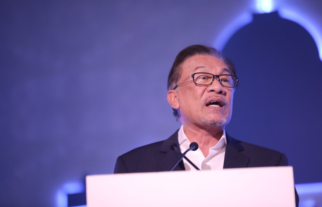 Anwar speaks during the Raisina Dialogue at the Taj Palace Hotel in New Delhi January 10, 2019. u00e2u20acu201d Picture via Twitter