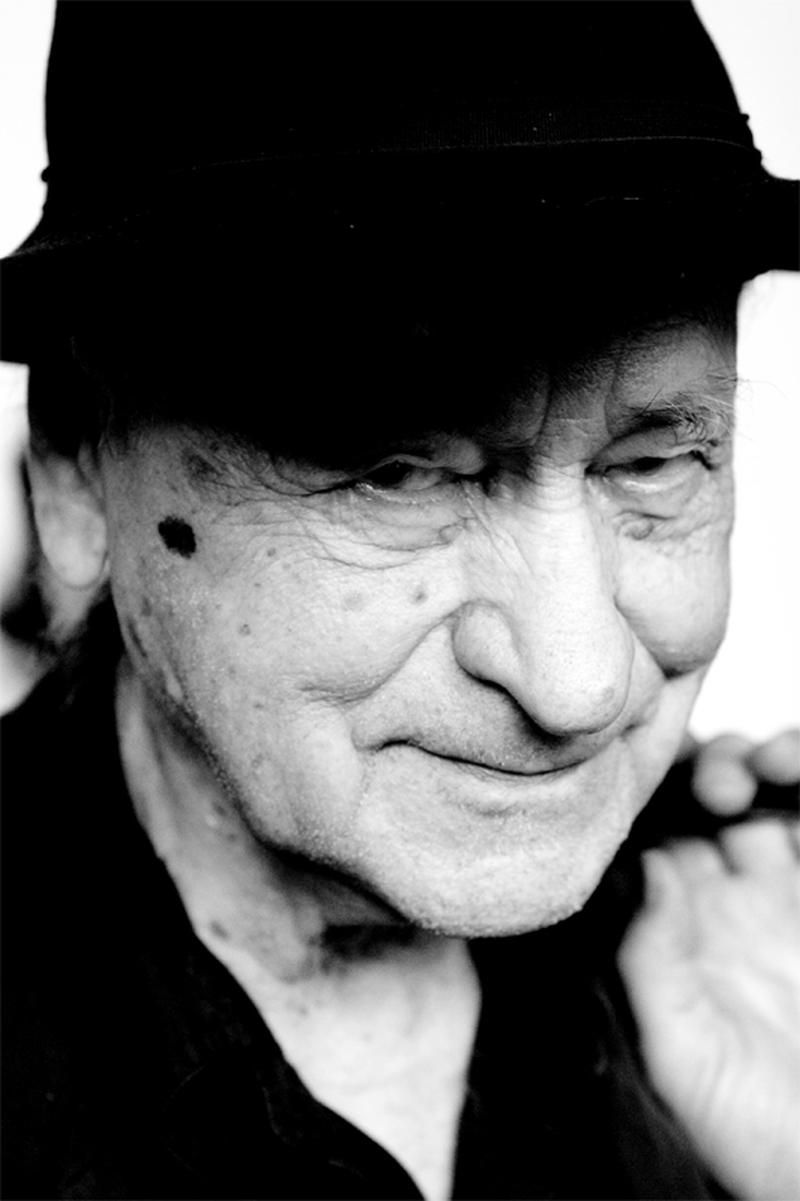 Jonas Mekas directed more than 70 films, mainly documentaries, aiming to capture moments of life which he often filtered through jerky, radical montage. u00e2u20acu201d Furio Detti/Wikimedia Commons pic via AFP