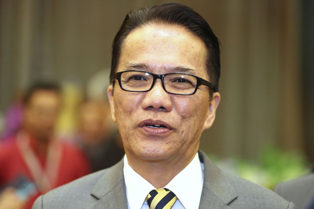 Law Minister Datuk Liew Vui Keong speaks to reporters in Putrajaya January 10, 2019. u00e2u20acu201d Picture by Yusof Mat isa