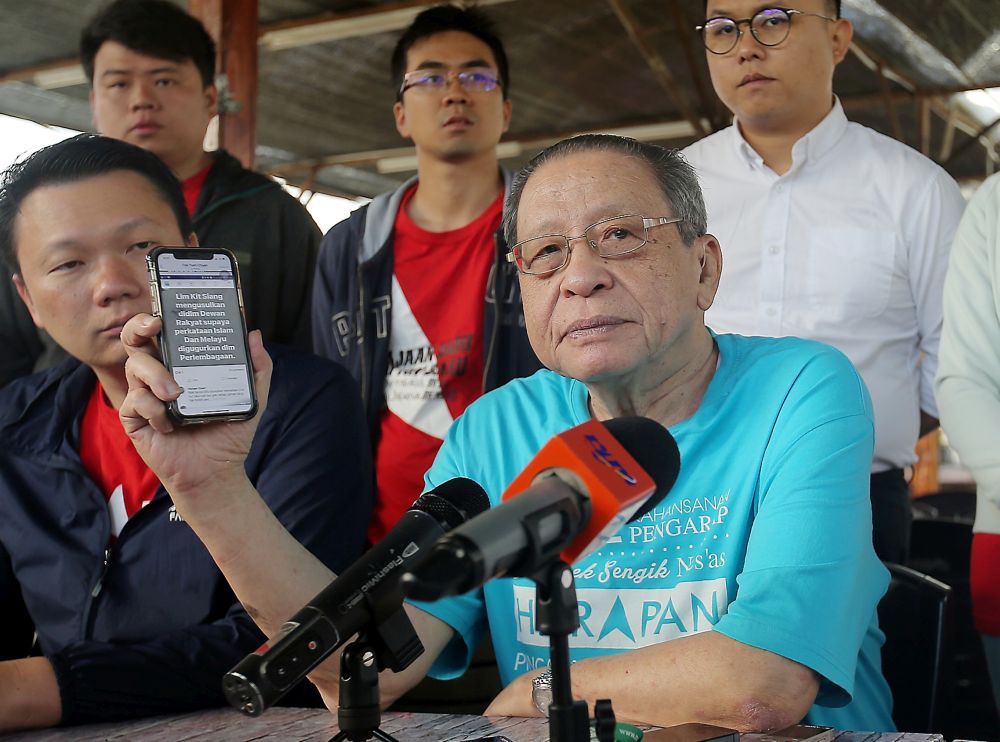 DAP adviser Lim Kit Siang addresses members of the media during a press conference in Brinchang, Cameron Highlands January 24, 2019. u00e2u20acu201d Picture by Farhan Najib