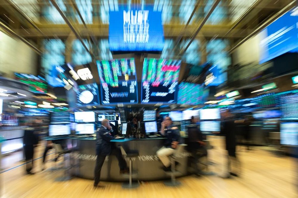 Traders work on the floor at the closing bell of the Dow Industrial Average at the New York Stock Exchange on January 10, 2019 in New York. u00e2u20acu201d AFP pic